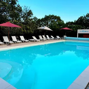 Hotel Les Persèdes Lavilledieu (Ardeche)
